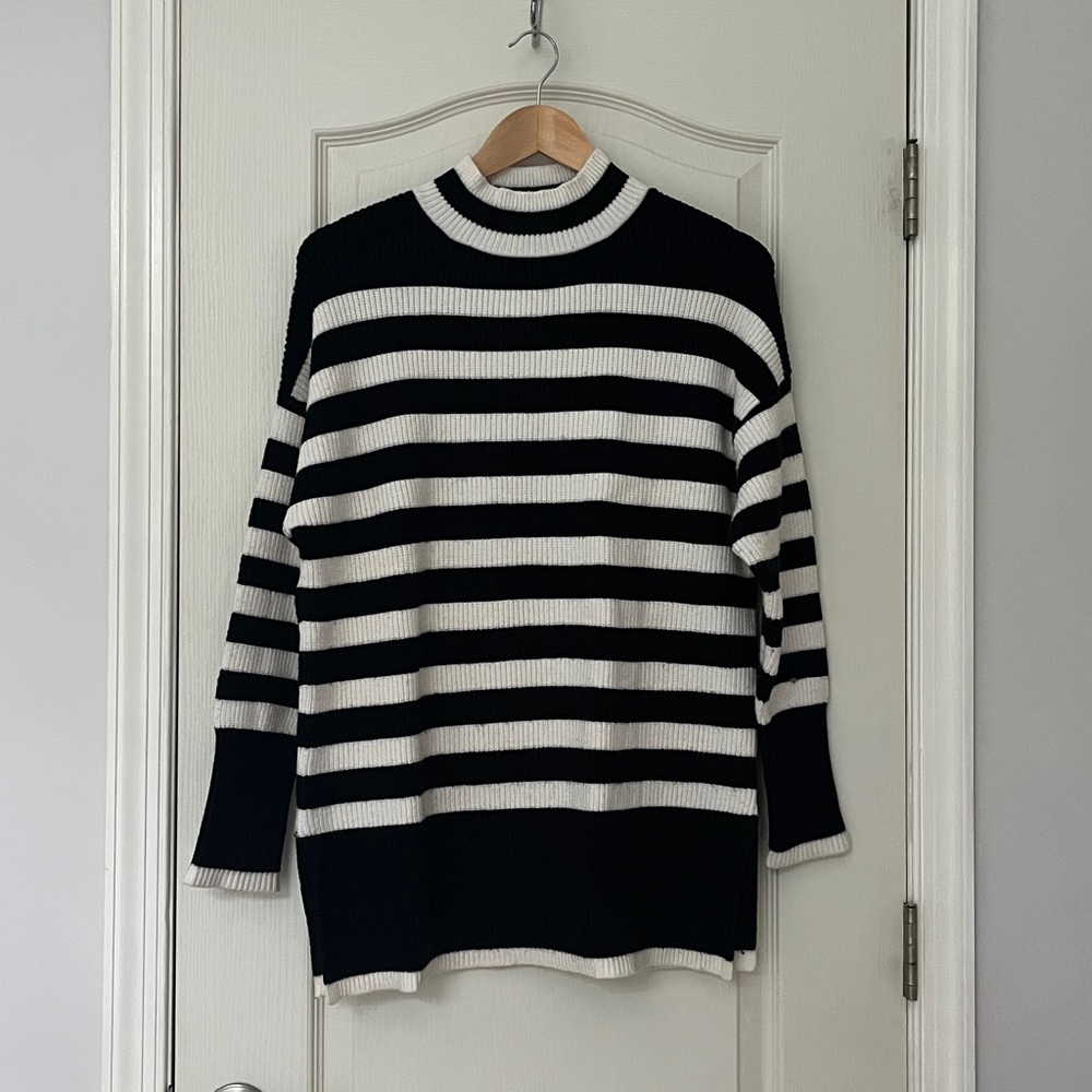 Philosophy black white sweater